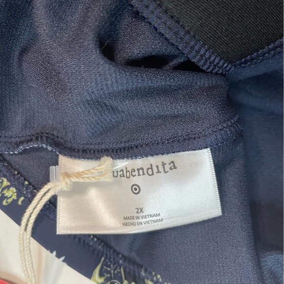 Women’s Agua Bendita Navy Blue and Pink Floral One Piece Swimsuit NWT - Picture 4 of 6